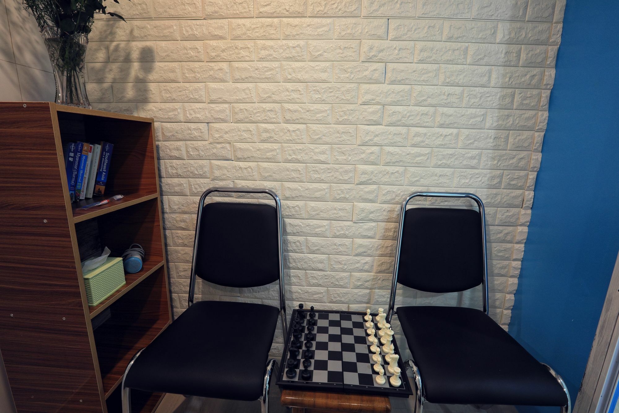 Little Monkey Hostel Yangon Exterior foto